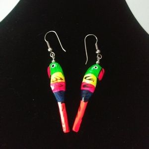 NWOT Parrot Earrings